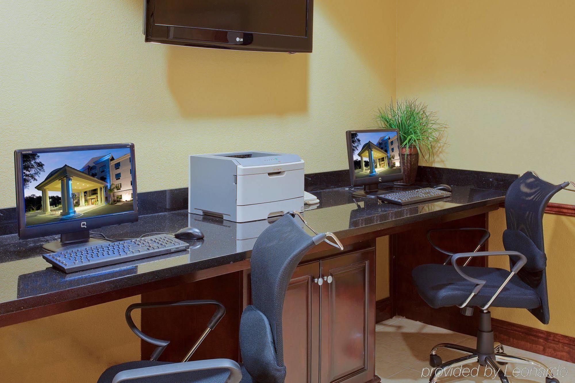 Express & Pensacola-west Navy Base By Ihg Beach Haven