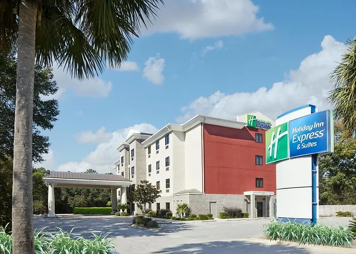 Holiday Inn Express Hotel & Suites Pensacola-West Navy Base
